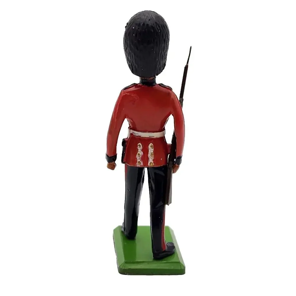 Britains LTD Lead Royal Palace Guard England Red Coat Rare 1970's Lot Of 4 VTG